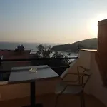 Bel Air Himare
