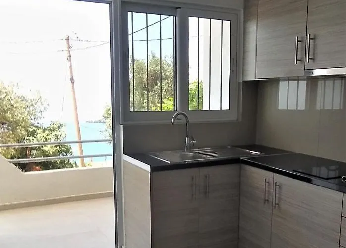 Bel Air Aparthotel Himare