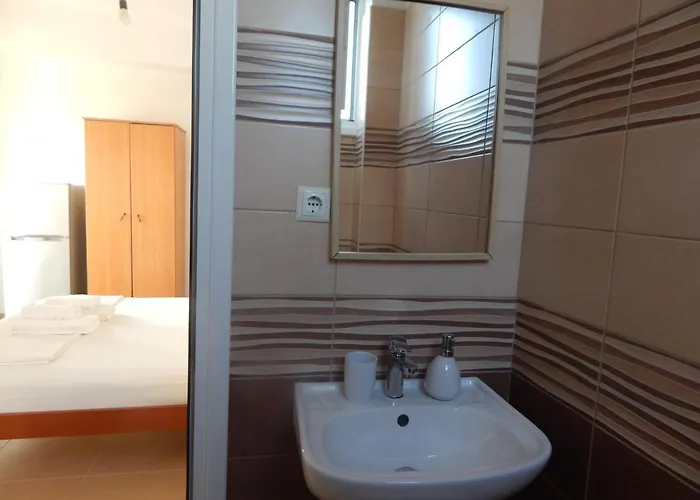 Aparthotel Bel Air Himare