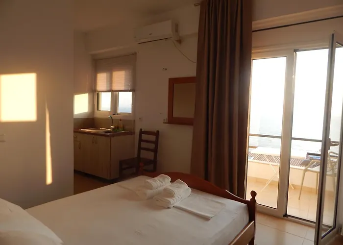 Aparthotel Bel Air Himare