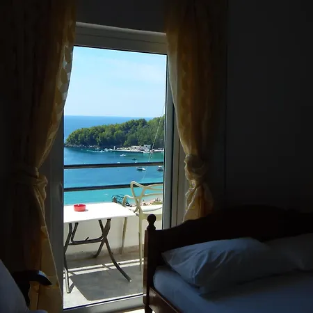 Lägenhetshotell Bel Air Himare