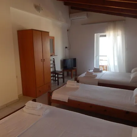 Bel Air Lägenhetshotell Himare