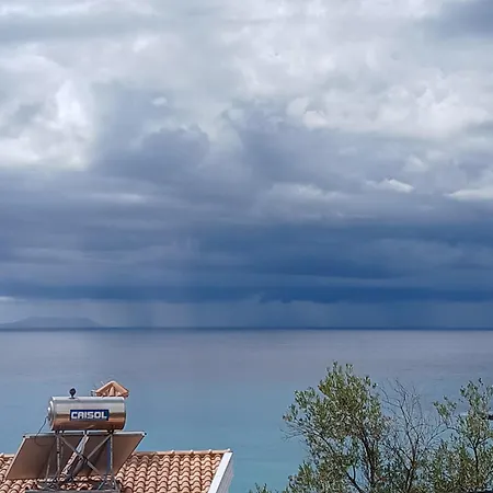 Bel Air Himare